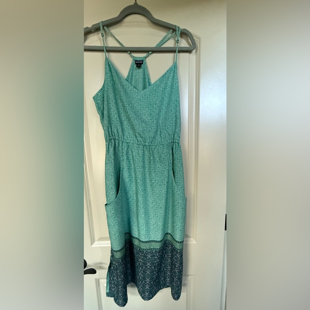 Womans Patagonia Teal Patterned Dress Sz M pockets adj straps,Resortwear